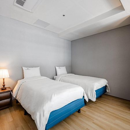Haeundae Seacloud Hotel Residence Busan Exterior photo