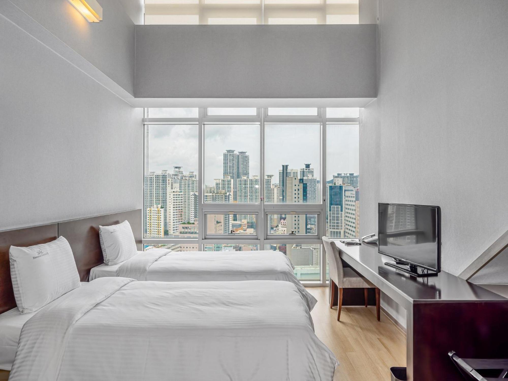 Haeundae Seacloud Hotel Residence Busan Exterior photo