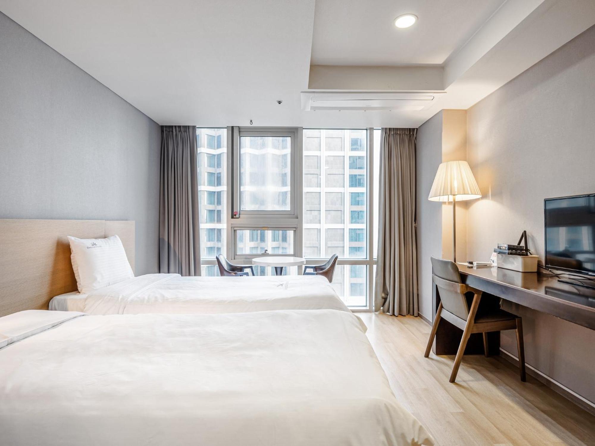Haeundae Seacloud Hotel Residence Busan Exterior photo