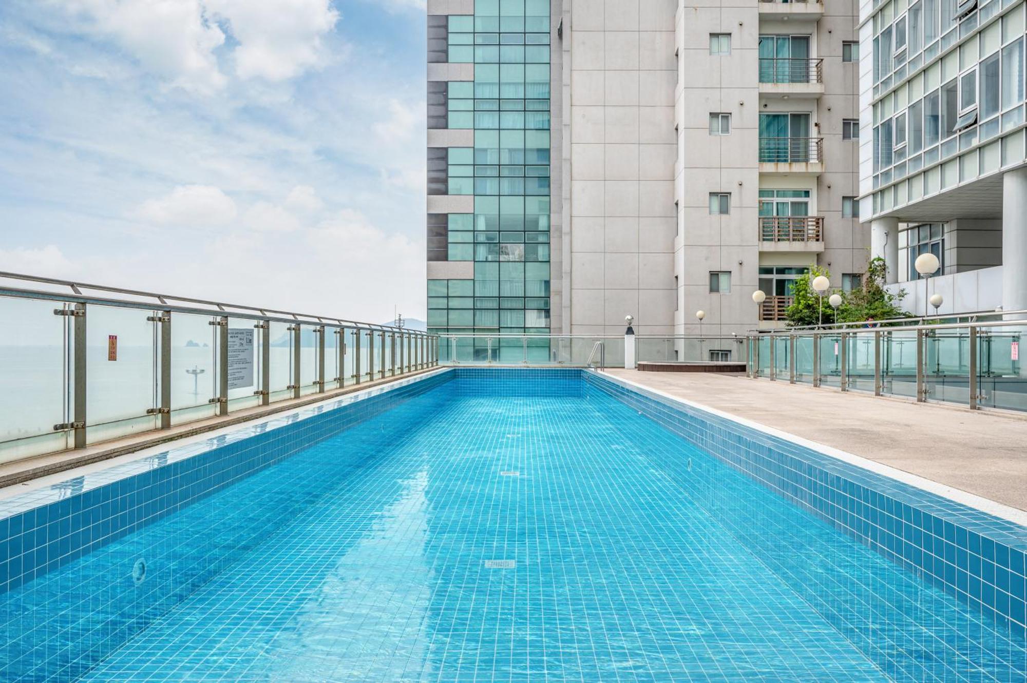 Haeundae Seacloud Hotel Residence Busan Exterior photo