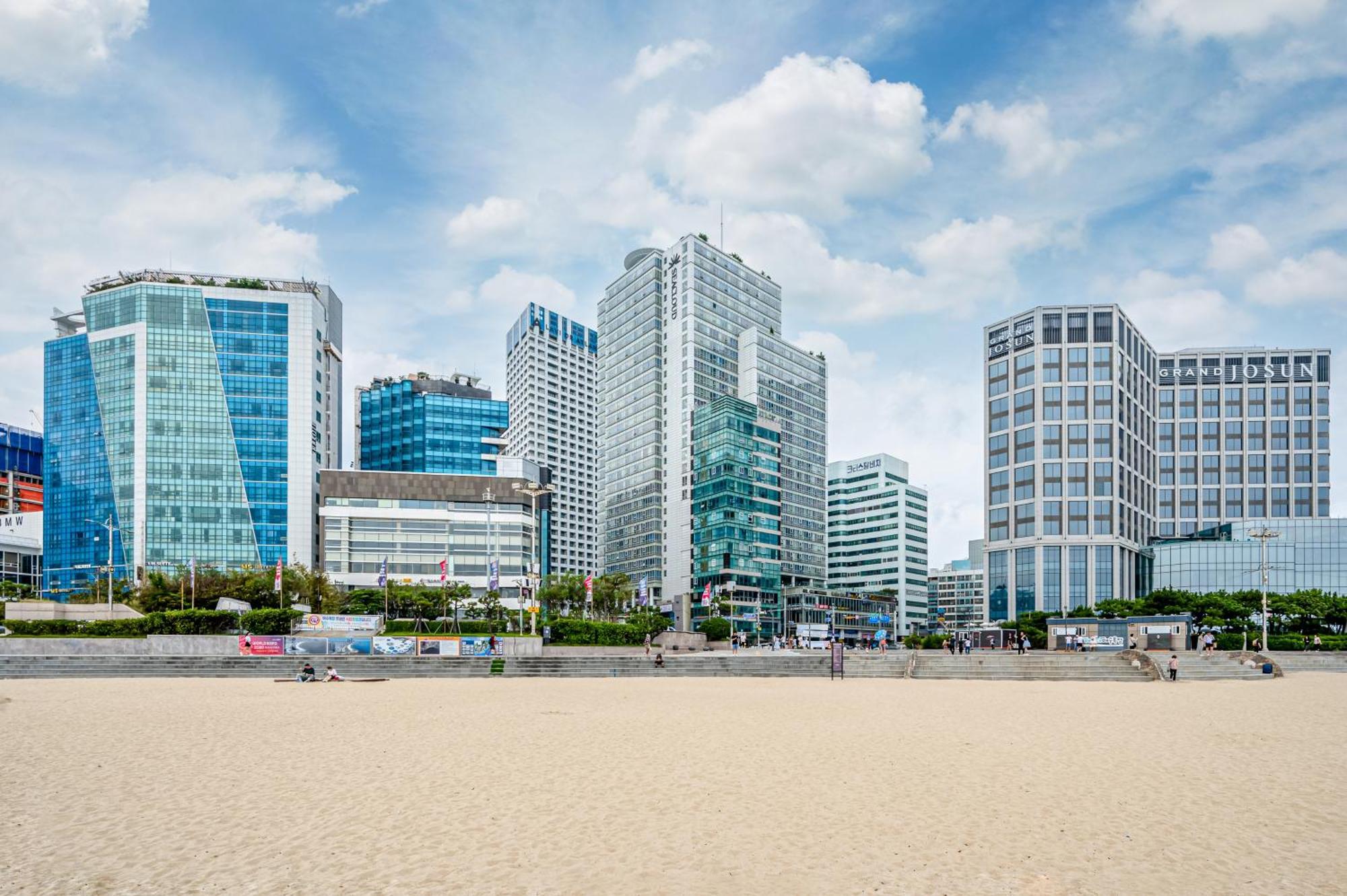 Haeundae Seacloud Hotel Residence Busan Exterior photo
