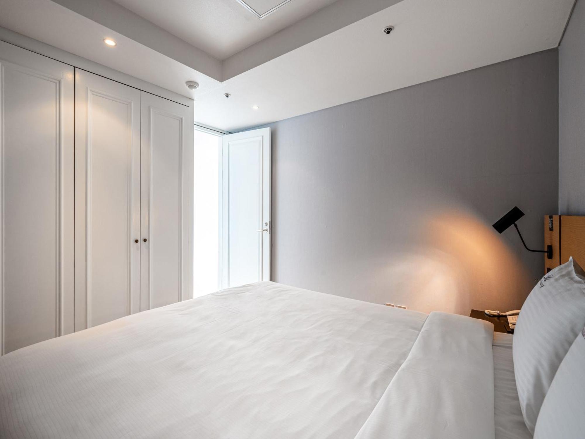 Haeundae Seacloud Hotel Residence Busan Exterior photo