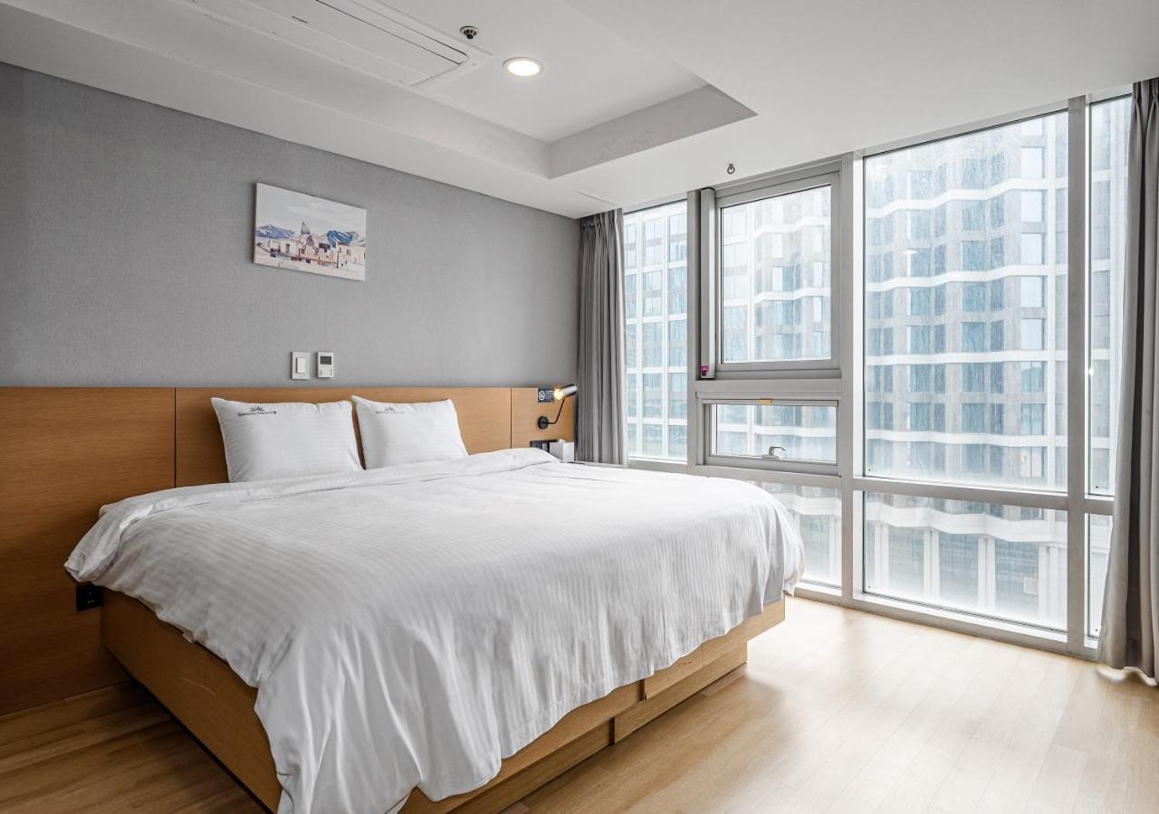 Haeundae Seacloud Hotel Residence Busan Exterior photo